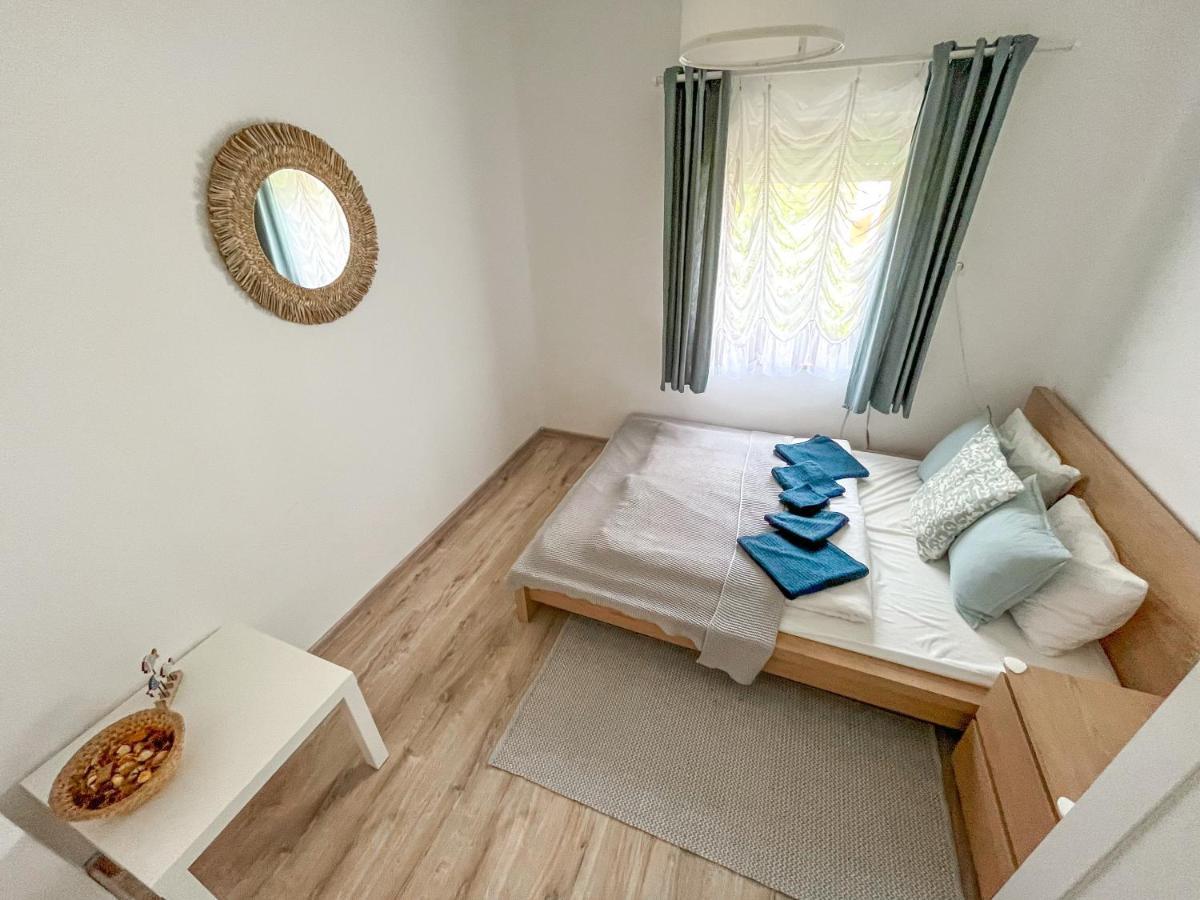 Bdcsny Apartman Badacsonytördemic المظهر الخارجي الصورة